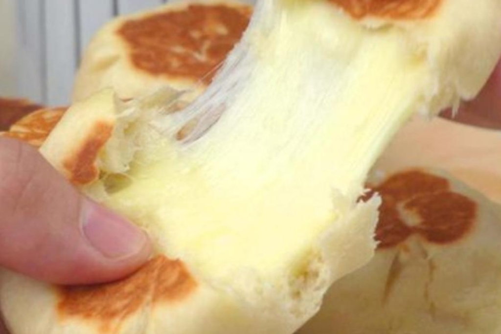 Pão de queijo sem forno e sem ovos que fiz no final de semana e todos aprovaram Pão de queijo sem forno e sem ovos que fiz no final de semana e todos aprovaram