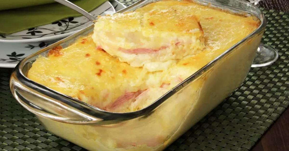 Torta de Batata Cremosa Com Presunto e Queijo a Mais Fácil e Gostosa! Torta de Batata Cremosa Com Presunto e Queijo a Mais Fácil e Gostosa!