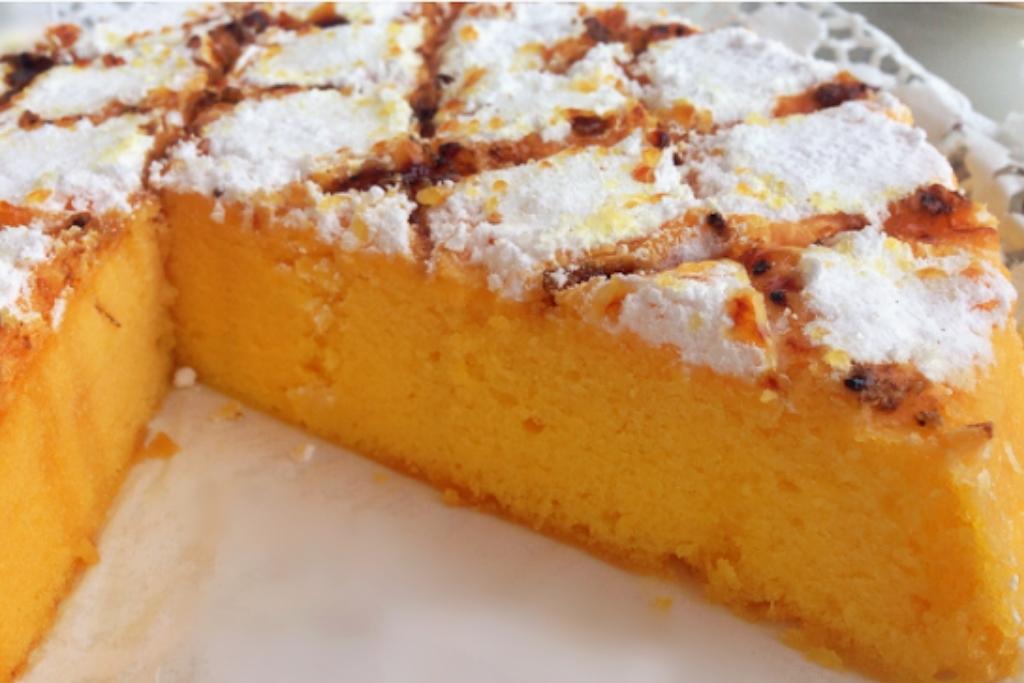 Bolo delicia de natal, muito perfeito para servi como sobremesa na sua ceia Bolo delicia de natal, muito perfeito para servi como sobremesa na sua ceia