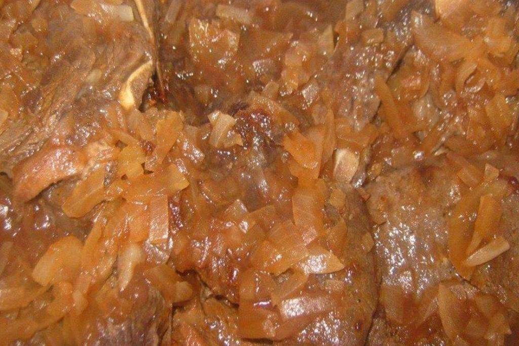 Bisteca de boi ao molho, o almoço de domingo será diferente com essa receita Bisteca de boi ao molho, o almoço de domingo será diferente com essa receita