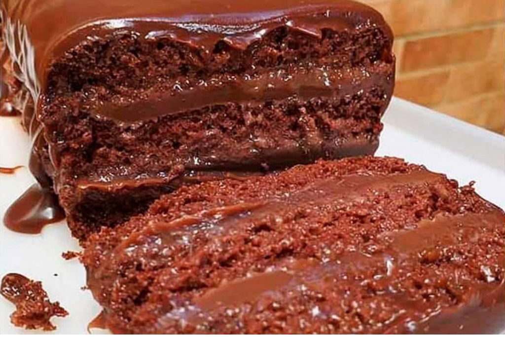 Bolo de Chocolate é o Melhor e o Mais Molhadinho que eu já Comi na Minha Vida Bolo de Chocolate é o Melhor e o Mais Molhadinho que eu já Comi na Minha Vida