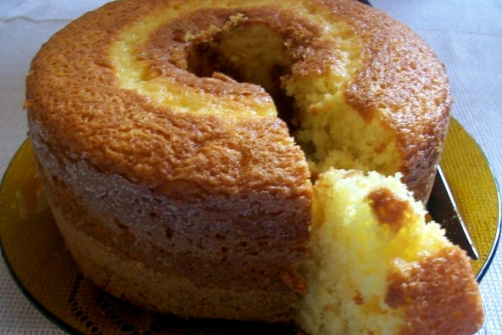 Bolo de fubá com laranja, no liquidificador tudo fica mais fácil e pode fazer todo dia Bolo de fubá com laranja, no liquidificador tudo fica mais fácil e pode fazer todo dia