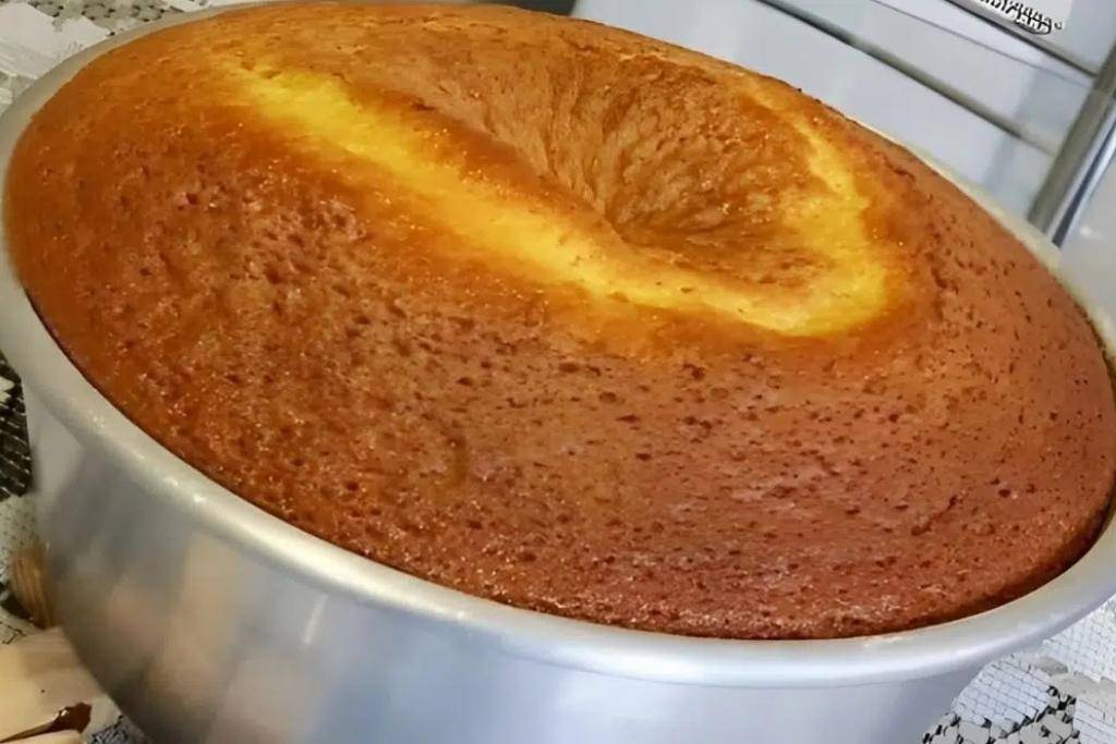 Bolo de laranja caipira amanteigado, receita deliciosa da vovó que até hoje faz sucesso Bolo de laranja caipira amanteigado, receita deliciosa da vovó que até hoje faz sucesso