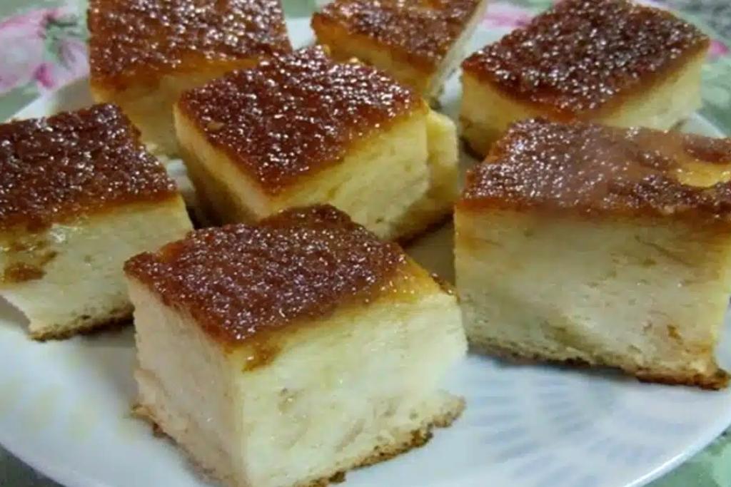 Bolo de pão amanhecido, receita deliciosa para o lanchinho da criançada Bolo de pão amanhecido, receita deliciosa para o lanchinho da criançada