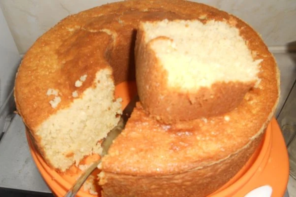 Bolo de tapioca do livro de receitas da vovó, fica super fofinho você vai amar Bolo de tapioca do livro de receitas da vovó, fica super fofinho você vai amar