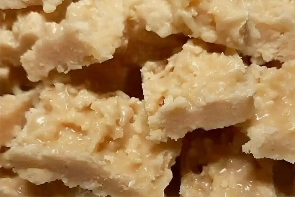 Cocada de leite condensado bem fácil e gostosa, sua família vai adorar Cocada de leite condensado bem fácil e gostosa, sua família vai adorar