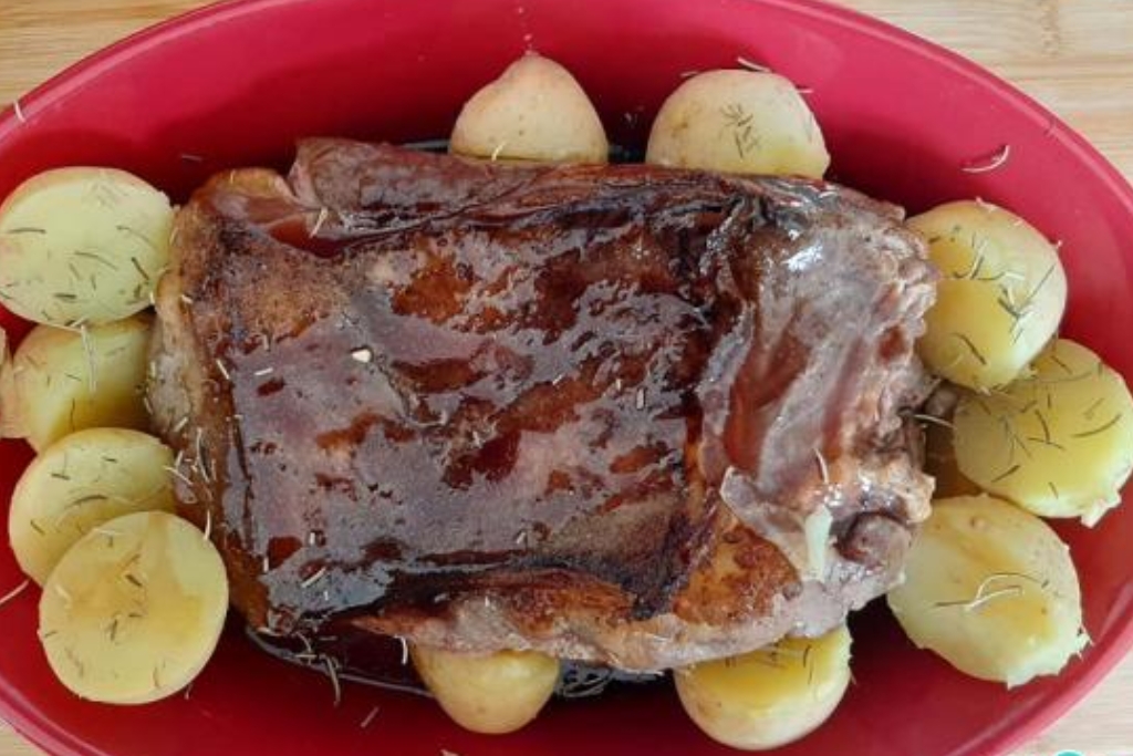 Contra filé com molho de cerveja, a refeição deliciosa para toda a família. Contra filé com molho de cerveja, a refeição deliciosa para toda a família.