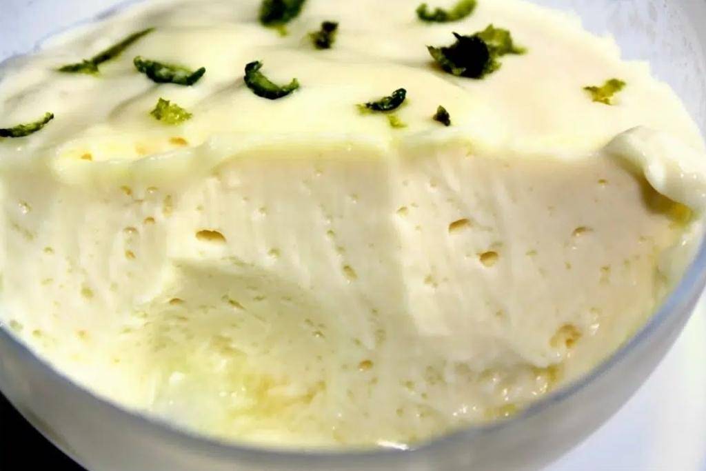 Creme de limão de preguiçoso, maravilhoso e simples de fazer Creme de limão de preguiçoso, maravilhoso e simples de fazer