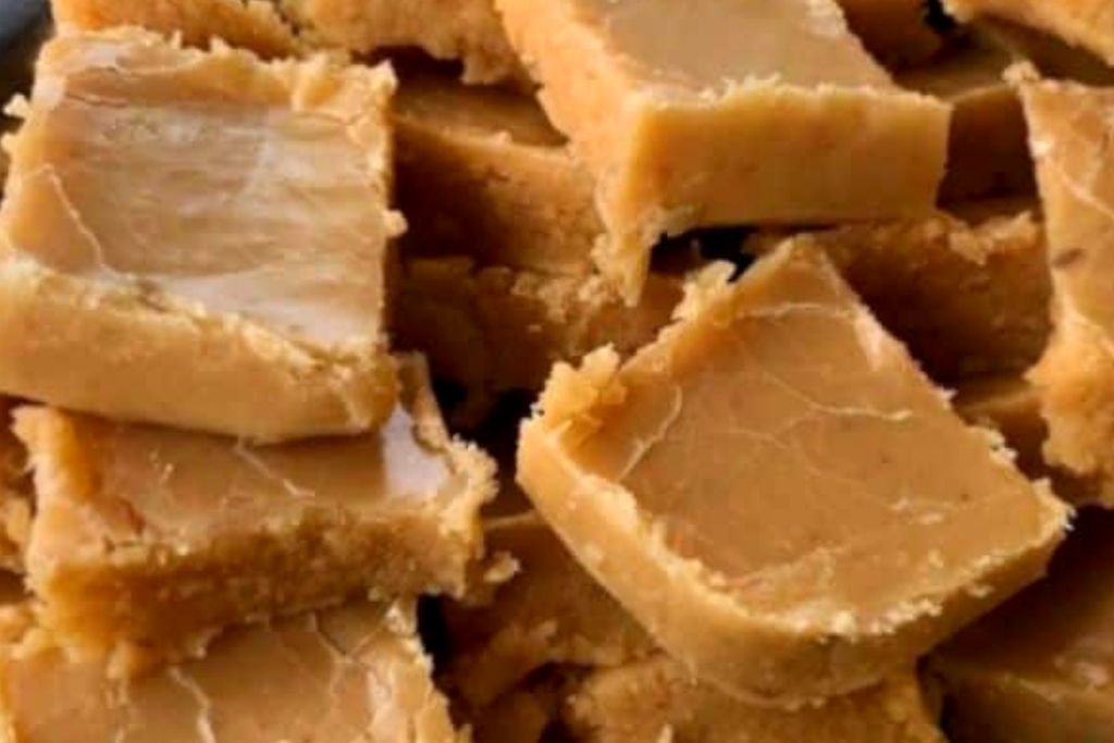 Doce de leite caseiro da vovó, que faz sucesso na mesa aqui de casa e da até para vender Doce de leite caseiro da vovó, que faz sucesso na mesa aqui de casa e da até para vender