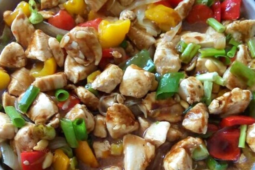 Frango ou atum a xadrez gostoso e rápido Frango ou atum a xadrez gostoso e rápido