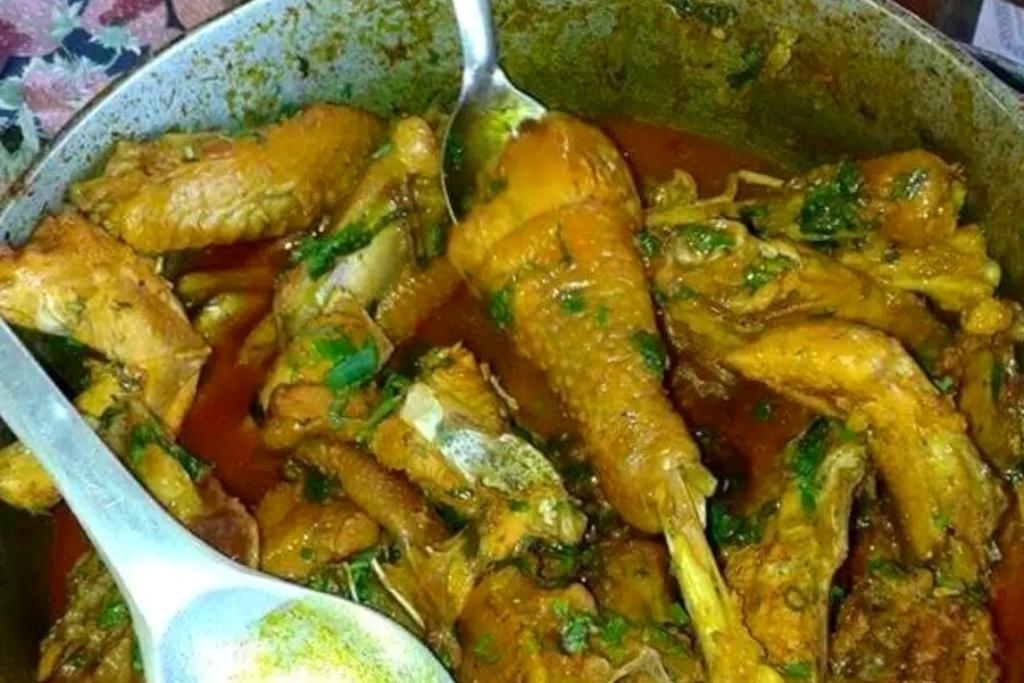 Galinha caipira, receita deliciosa do sítio da vovó com um tempero perfeito Galinha caipira, receita deliciosa do sítio da vovó com um tempero perfeito