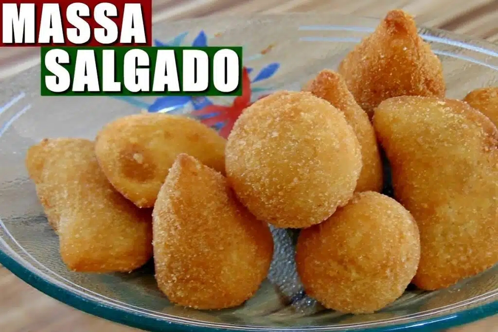 Massa para salgados fritos fácil e econômica, perfeita para fazer pra família ou para festinhas Massa para salgados fritos fácil e econômica, perfeita para fazer pra família ou para festinhas
