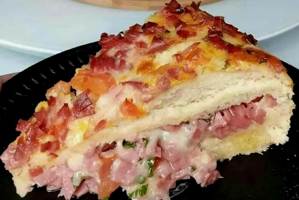 Pastelão de forno, combinação perfeita pro lanche da sua família Pastelão de forno, combinação perfeita pro lanche da sua família