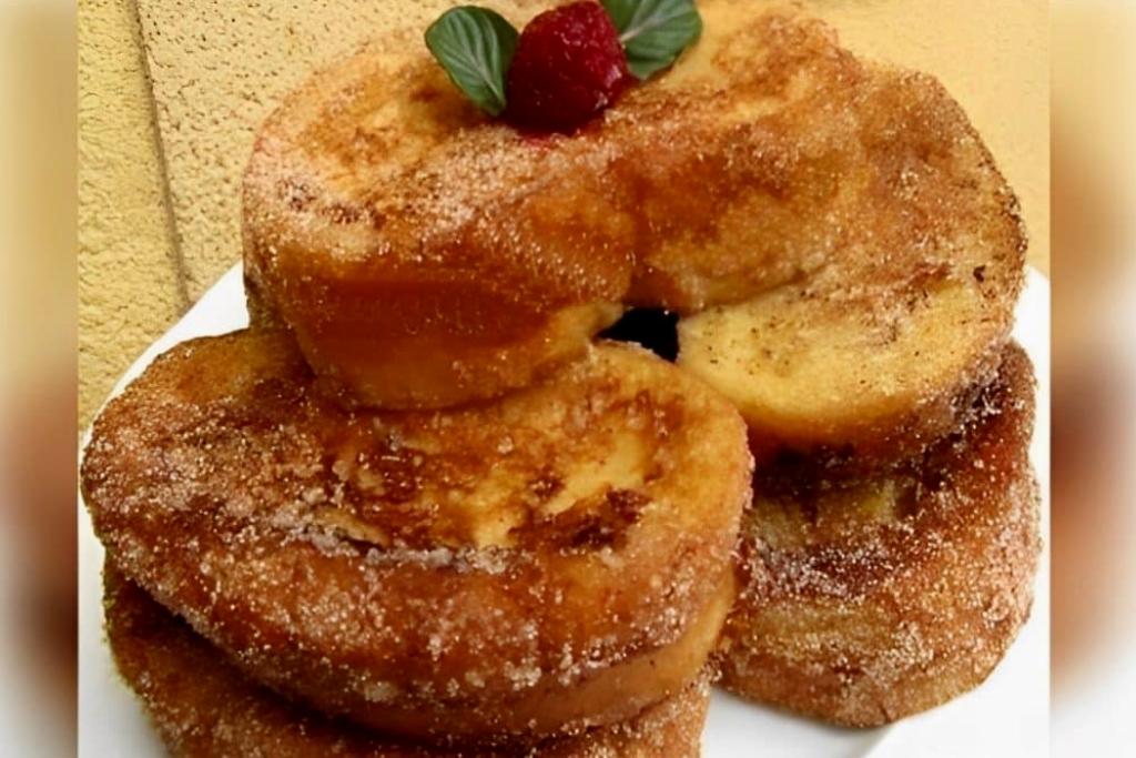 Rabanada de forno, crocante e deliciosa sua família vai adorar com certeza Rabanada de forno, crocante e deliciosa sua família vai adorar com certeza