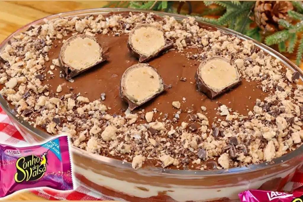 Sobremesa sonho de valsa na travessa uma sobremesa que não pode faltar no almoço de domingo Sobremesa sonho de valsa na travessa uma sobremesa que não pode faltar no almoço de domingo