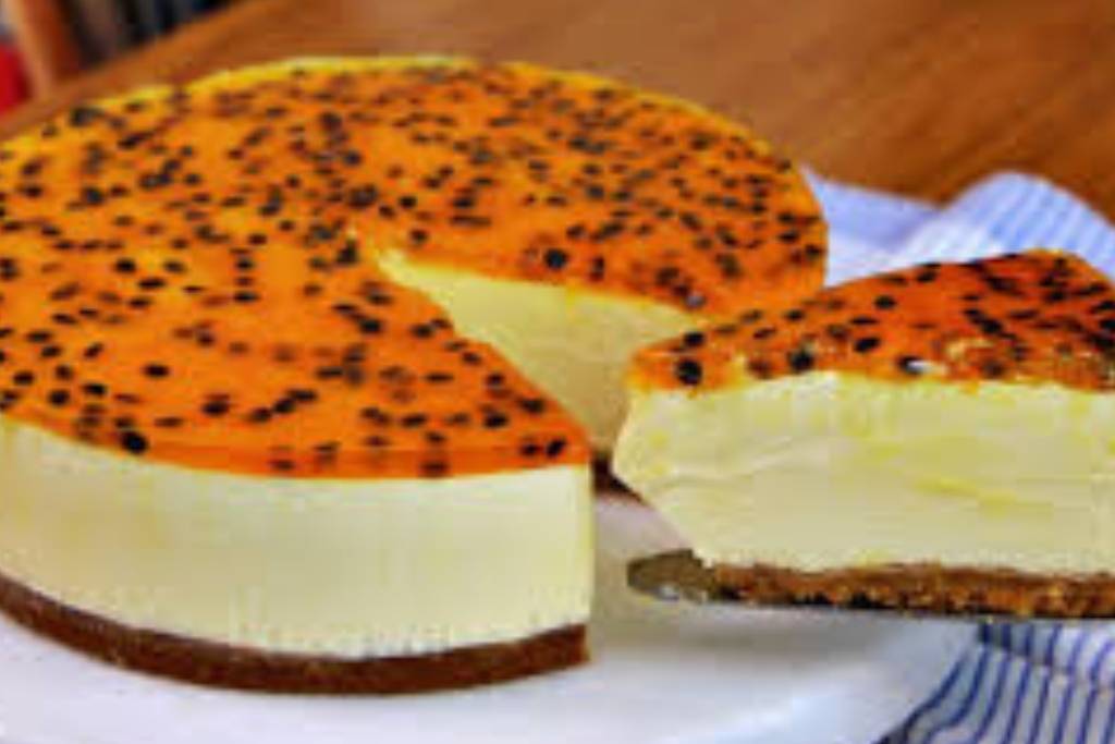 Torta cremosa de maracujá, ótimo para surpreender quem você ama Torta cremosa de maracujá, ótimo para surpreender quem você ama