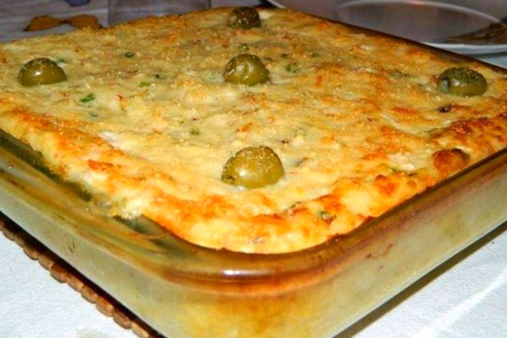 Torta de Bacalhau Gratinado com Batata Torta de Bacalhau Gratinado com Batata