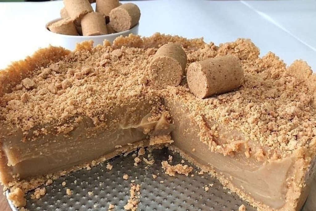 Torta de brigadeiro de paçoca, você não tem noção da delícia que fica essa torta Torta de brigadeiro de paçoca, você não tem noção da delícia que fica essa torta