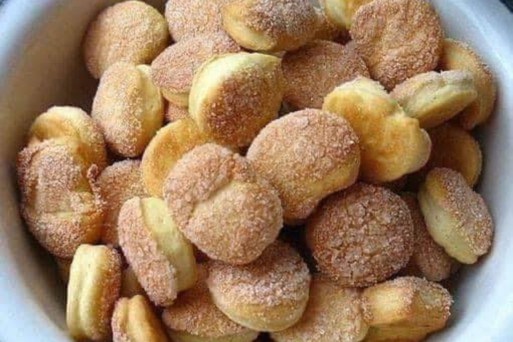 Bolinho língua-de-gato de 5 minutos, sugestão pra acompanhar o cafézinho Bolinho língua-de-gato de 5 minutos, sugestão pra acompanhar o cafézinho