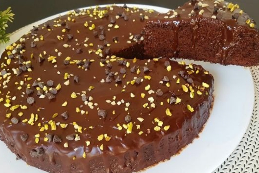 Bolo da tia Mazinha, molhadinho e MUITO SABOROSO